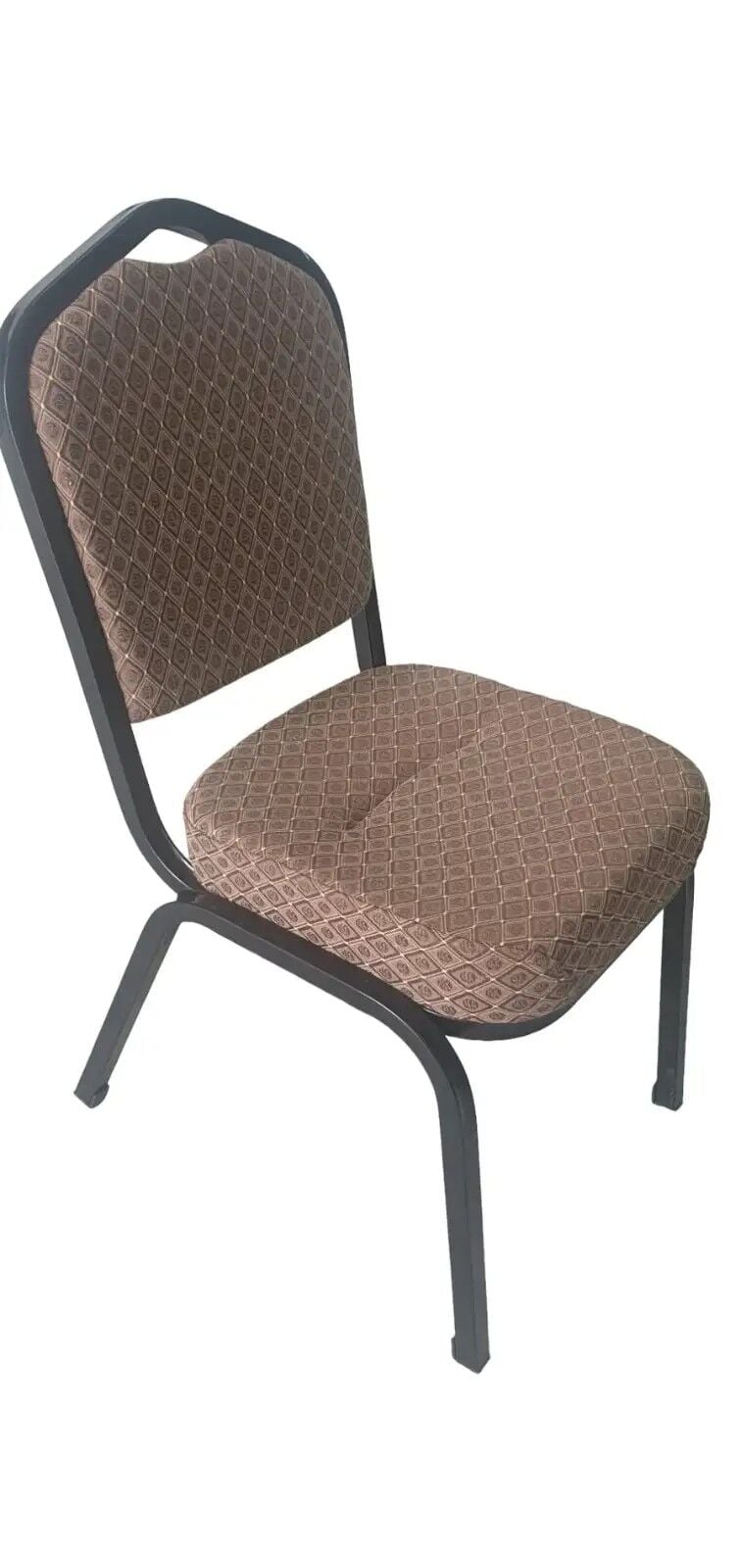 Sandalye etkinlikleri Hilton, Kahverengi