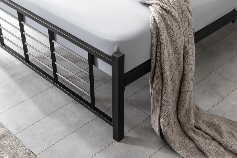 Tek Kişilik Metal Yatak Çerçevesi 120 cm*200 cm, Siena
